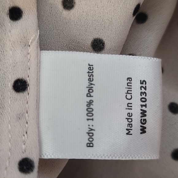 41 Hawthorn Womans Blouse - Picture 5 of 5